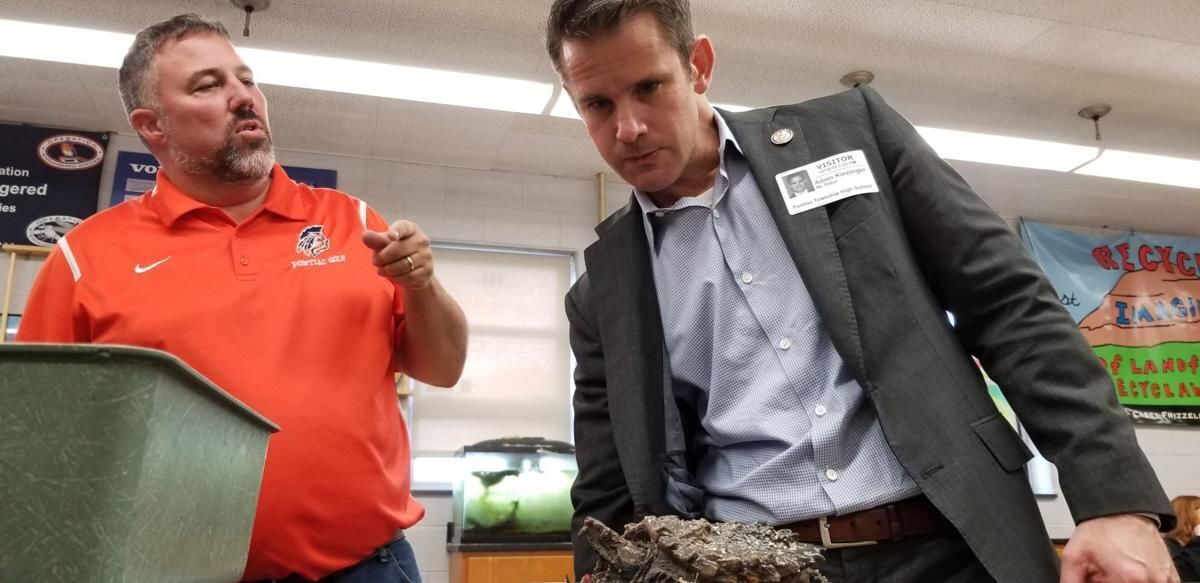 Pontiac students give congressman a hands-on lesson in science
